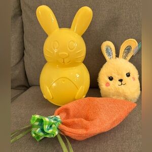 NWT Yellow Bunny Set- Easter bunny shaped egg, plush, and 🥕carrot bag!